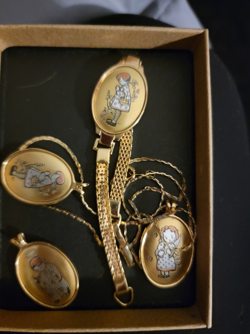 Vintage Jewelry Sister "Berta" Hummel "Damascene" Collection